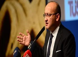 Yalçın Akdoğan: Paralel yapı üflüyor Kılıçdaroğlu oynuyor