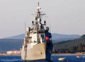 Yunan jetlerinden Türk gemisine taciz