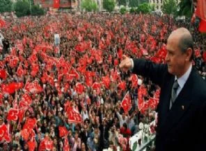 Bahçeli, Erdoğan'ın peşinde