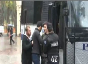 Başbakanlık Ofisi önünde eylem