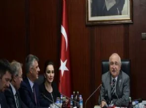 Çiçek: Meclis iyiye gitmiyor