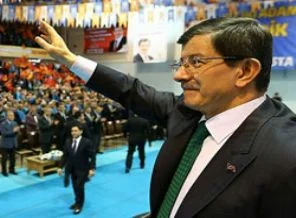 Davutoğlu'ndan Gülen'e sert tepki!