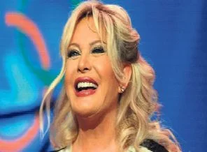 Emel Sayın'dan kötü haber!