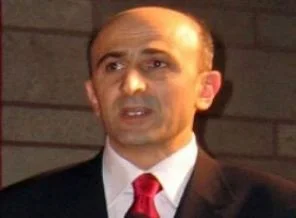 Eminağaoğlu CHP'den milletvekili adayı olacak