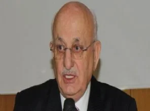 Eski bakandan genç kızlara nasihatlar