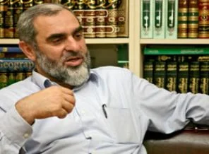 Eşler, birbirlerinin sosyal medya hesaplarını takip edebilirler mi?