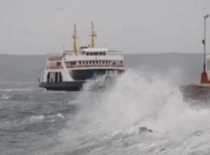 Feribot seferleri durduruldu