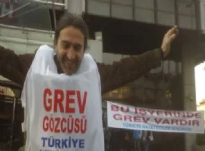 Gazeteci kar topu oynarken öldürüldü