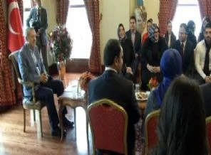 Gurbetçi gençler Erdoğan'ın konuğu oldu