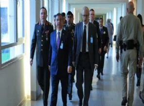 İsmet Yılmaz, kritik NATO toplantısında