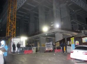 İstanbul'da inşaattan düşen işçi öldü
