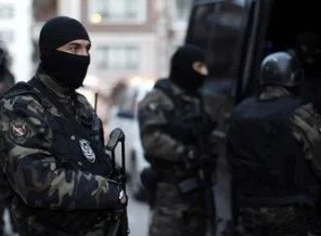 İstanbul'da yüzlerce polisle asayiş operasyonu