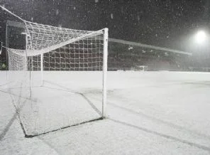 Kar nedeniyle Linyitspor-Pendikspor maçı ertelendi