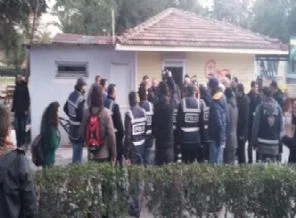 Üniversite karıştı: Ölü ve yaralılar var