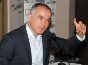 Zaman'ın ekonomi müdürünü kendisi tekzip etti
