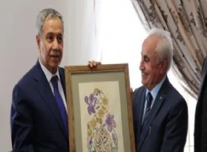 Arınç: Türkiye laik bir devlettir