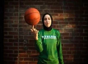 Başörtülü basketbolcu Türkiye'de
