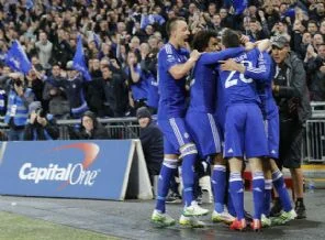 Chelsea kupayı kaptı