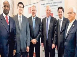 CHP ve MHP'li vekiller cemaatin programında
