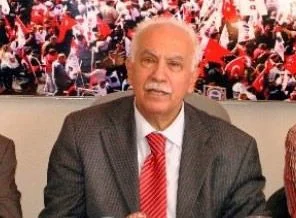 Doğu Perinçek, Esed için Suriye'ye gitti