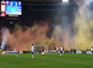 Fiorentina, Roma'yı yaktı