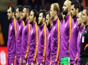 G.Saray'da iki isim gidiyor