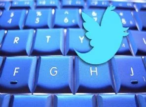 İlk tweet'ini attı