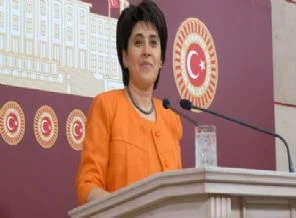 Leyla Zana adaylık başvurusunu yaptı