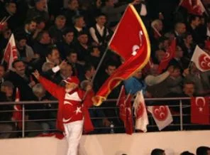 MHP'den Nevruz'a alternatif kurultay
