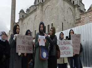 Muhafazakar kesimin bu konudaki sessizliğinden şikayetçiler