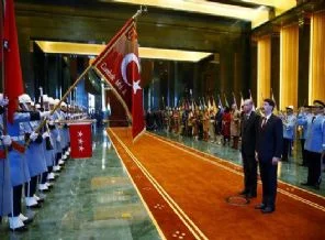 Resmi törenle karşılama