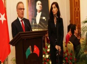 Türkmenistan büyükelçisi merkeze alındı