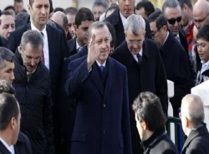 Zaman yazarından Cuma namazı çıkışı!