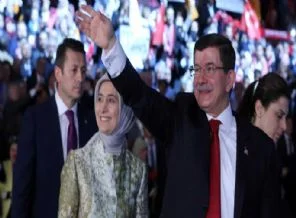 AK Parti'nin 2011 seçim beyannamesi ile 2015 beyannamesinin farkı