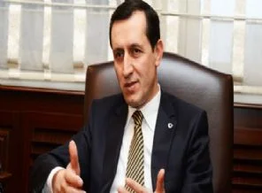 'Asıl soykırımı Ermeniler yaptı'