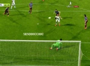 Burak boş kaleye atamadı!
