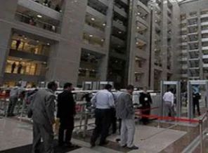 Çağlayan'da avukatlara üst araması