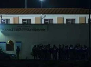 Cezaevinde isyan çıktı!