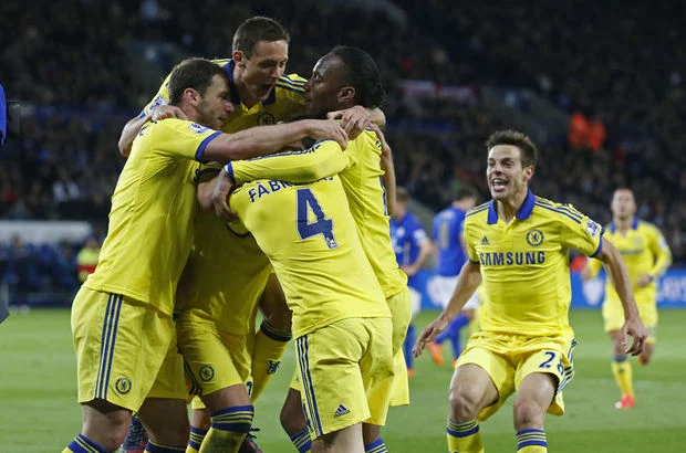 Chelsea şampiyonluğa koşuyor