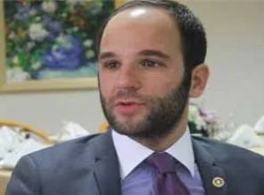 CHP'de ilk isyan bayrağını Faik Tunay çekti