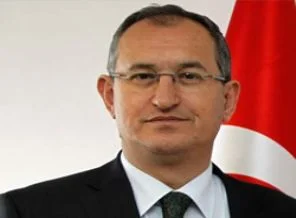CHP'li Atilla Sertel AYM'ye başvurdu