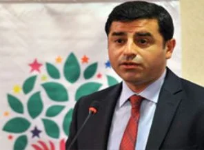Demirtaş: HDP barajı aşacak sınırda