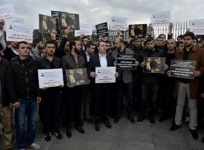 Doğan Holding'de protesto
