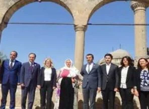 HDP'den dualı start!