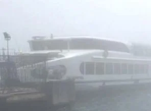 İstanbul'da sis seferleri iptal ettirdi