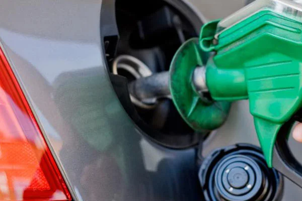 Petrol zirve yaptı