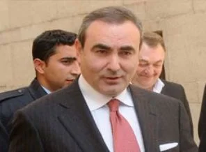 Ünlü işadamı cezaevine girdi