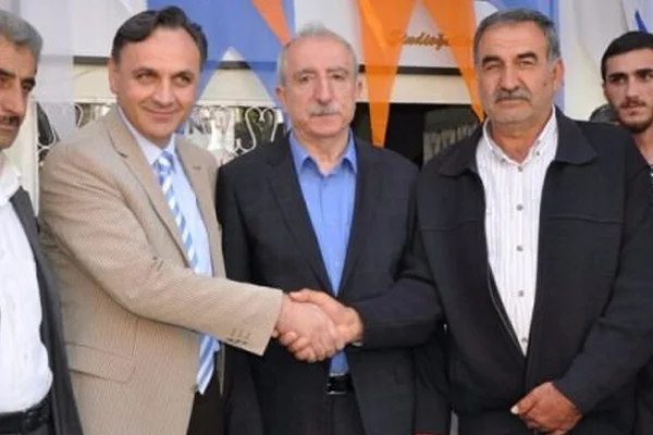 AK Parti'ye iki aşiretten destek