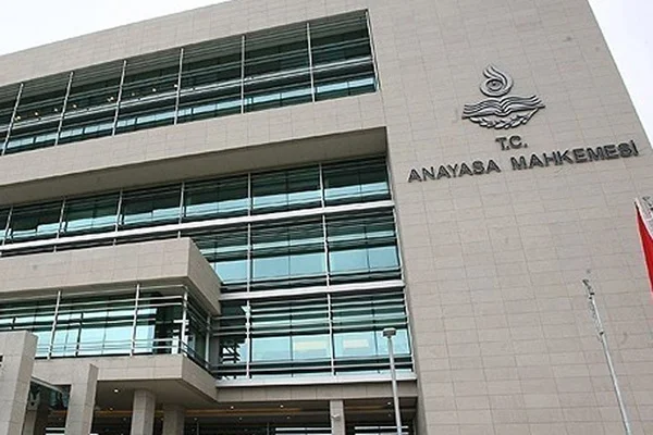 Anayasa Mahkemesi CHPlilerin başvurusunu reddetti