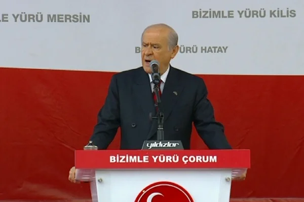 'Bu defa bizimle yürüyün'
